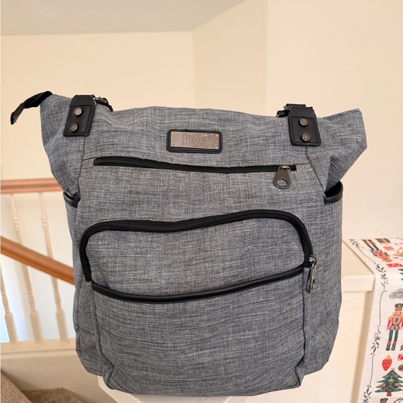 Everlast Handbags - Everlast Gray Women's Tote Bag